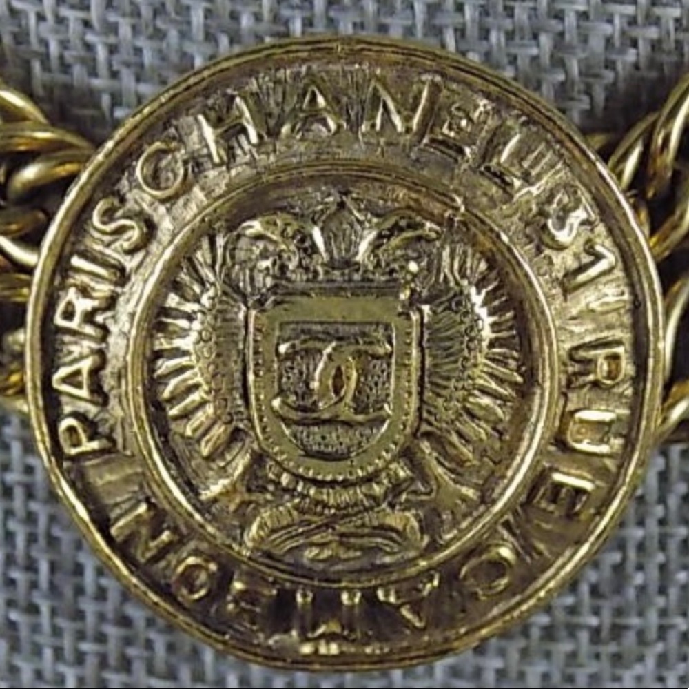 CHANEL Rare Vintage Rue Cambon Necklace - Picture 5 of 13